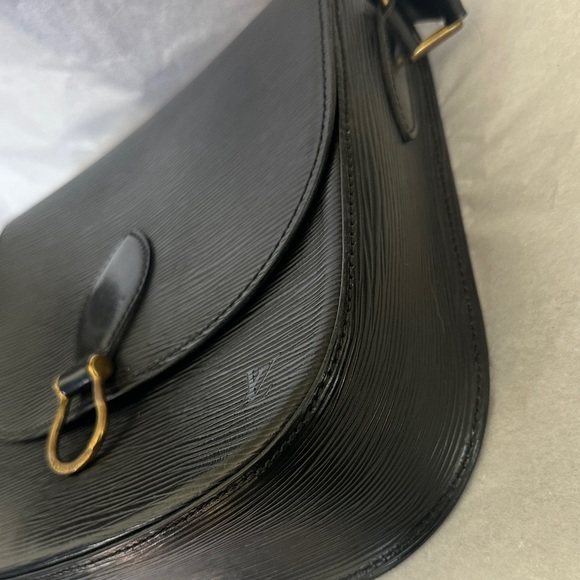 Vintage Louis Vuitton Black Epi Saint-Cloud Crossbody Bag EUC - Picture 5 of 14